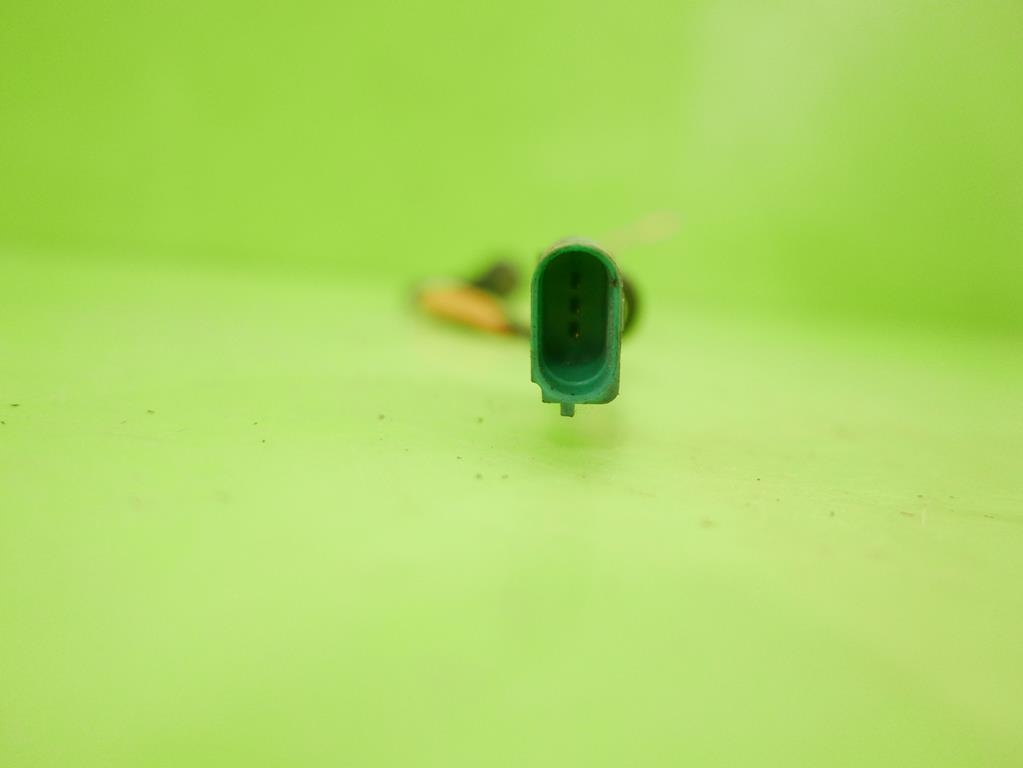 фото №5, Датчик детонационный 06d905377a audi a4 b6 2.0fsi 00-04