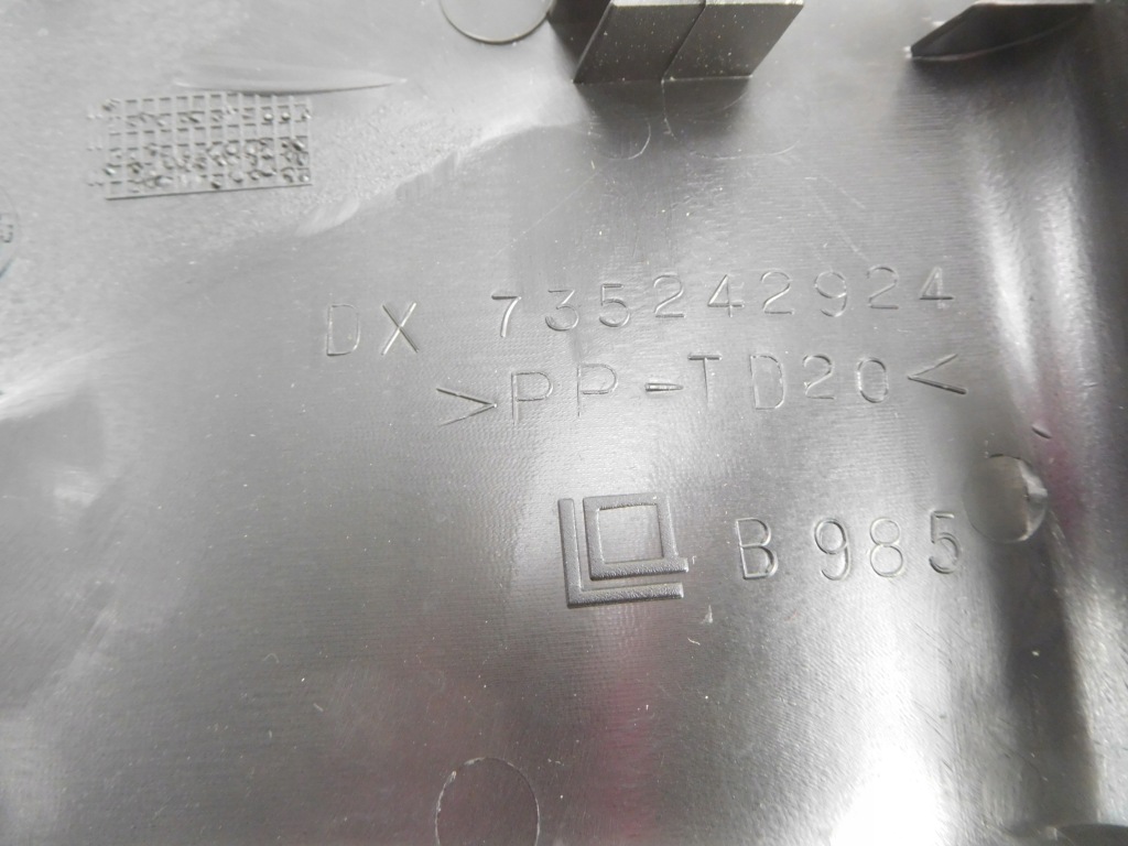 Кутик накладка дзеркало rh multipla 735428407 в Україні