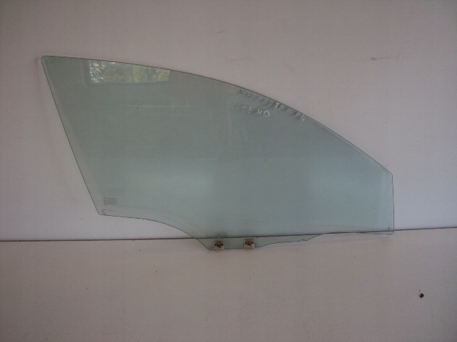 фото №2, Стекло дверь правый перед mazda 3 хэтчбек 2007