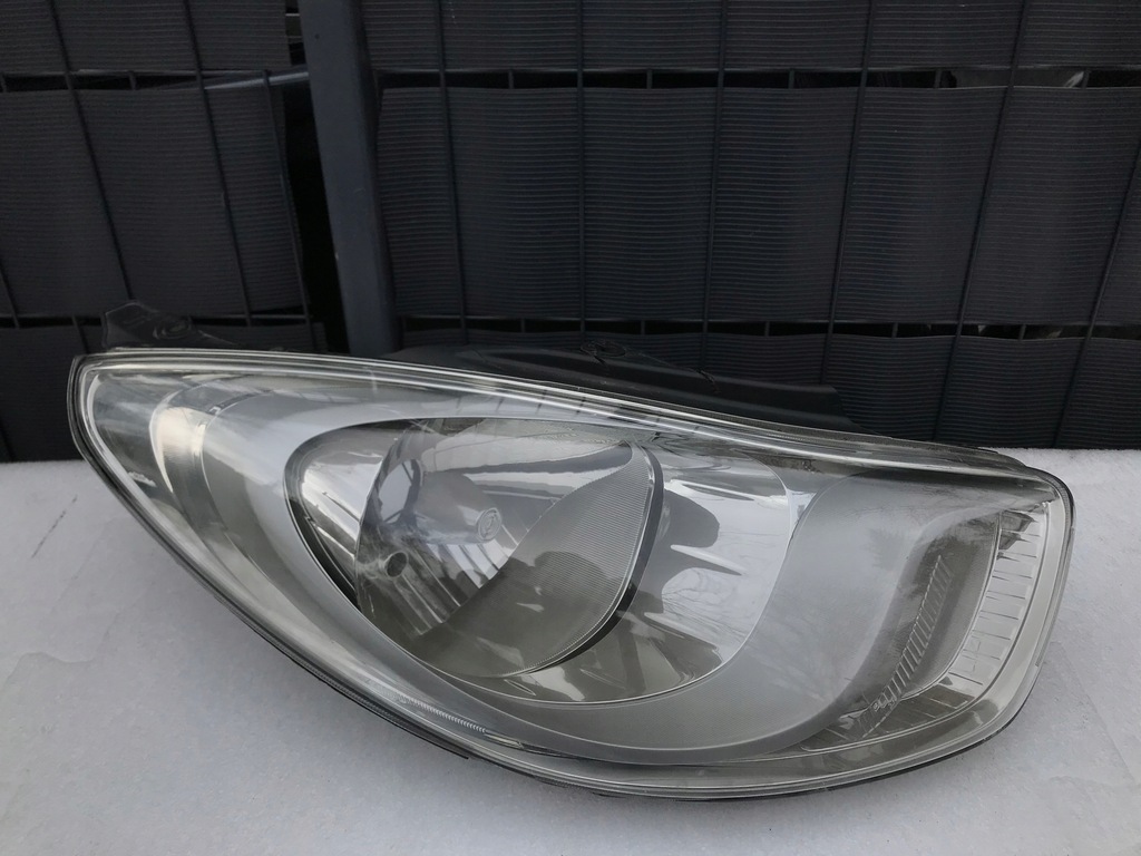фото №1, Hyundai i10 права лампа перед lifting 2010-2013
