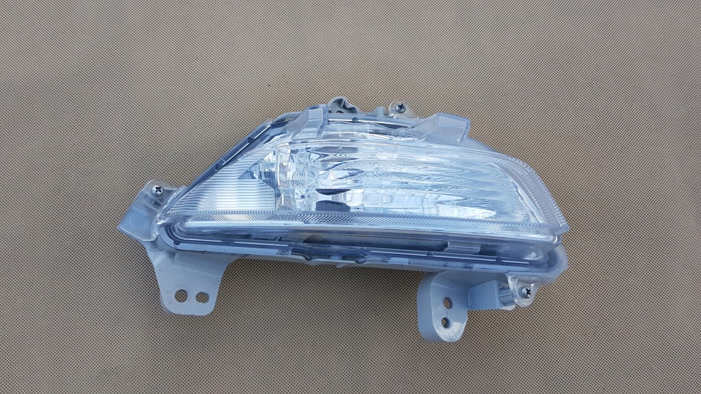 фото №1, Mazda 3 2013- противотуманная фара правый оригинал