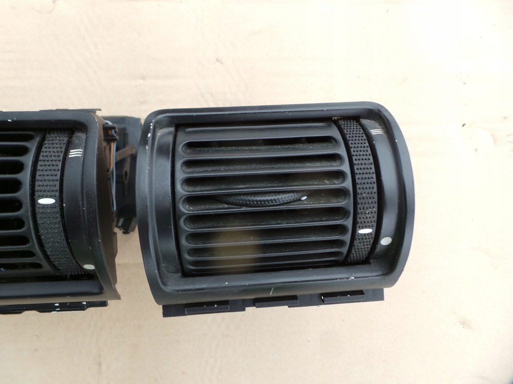 фото №4, Ґрати обдув ford galaxy i lift 3szt. 7m5819728e