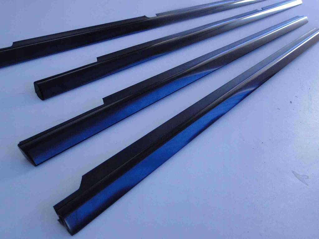 фото №8, Mercedes gls x166 166 накладки уплотнитель pod стекло