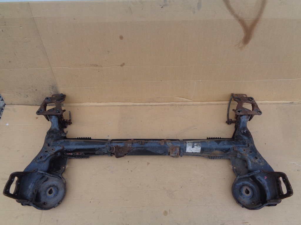 фото №1, Oś задняя балка задняя без оснащения citroen c4 picasso 08r