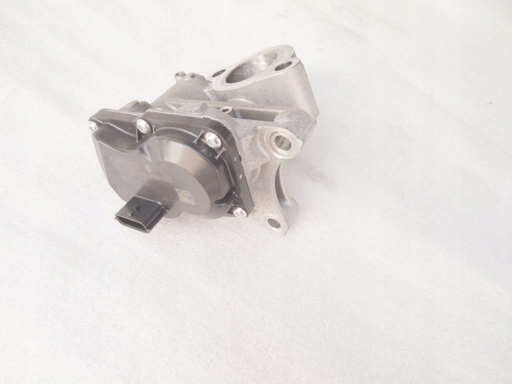 фото №1, Renault trafic vivaro 1,6dci дроссельная заслонка egr