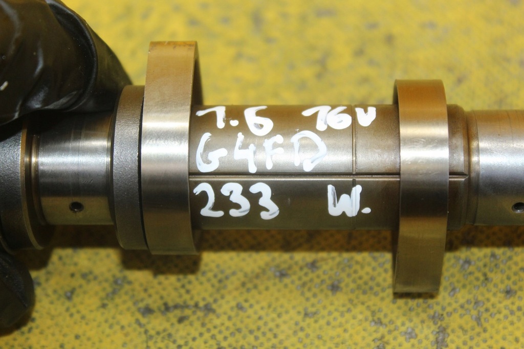 фото №12, Вал распределительного вала выпускной hyundai i20 1.6 16v