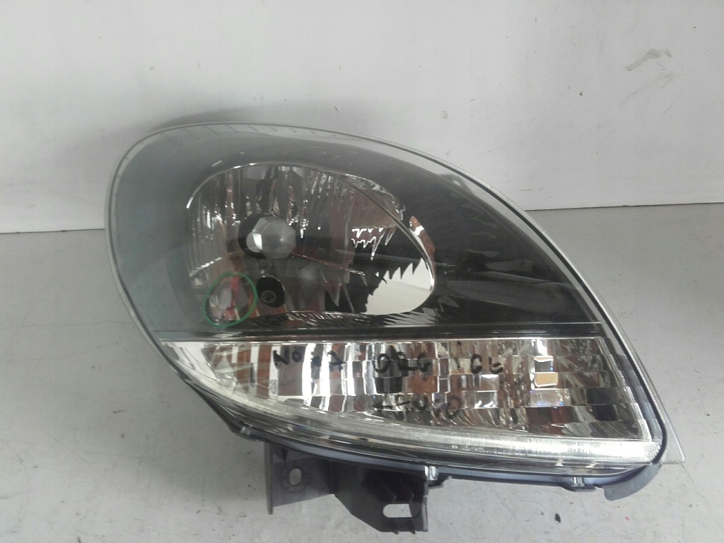 фото №1, Renault kangoo ii лампа перед правая czarna lift 03r