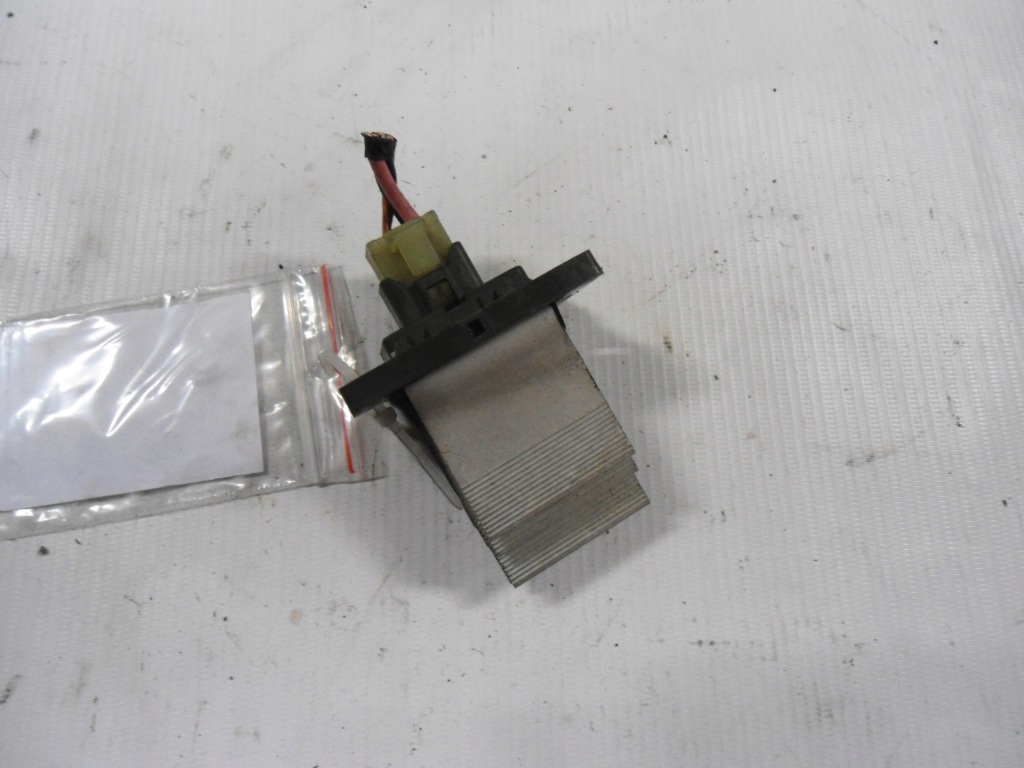 фото №1, Резистор резистор kia carens iii 2014 1.7 crdi