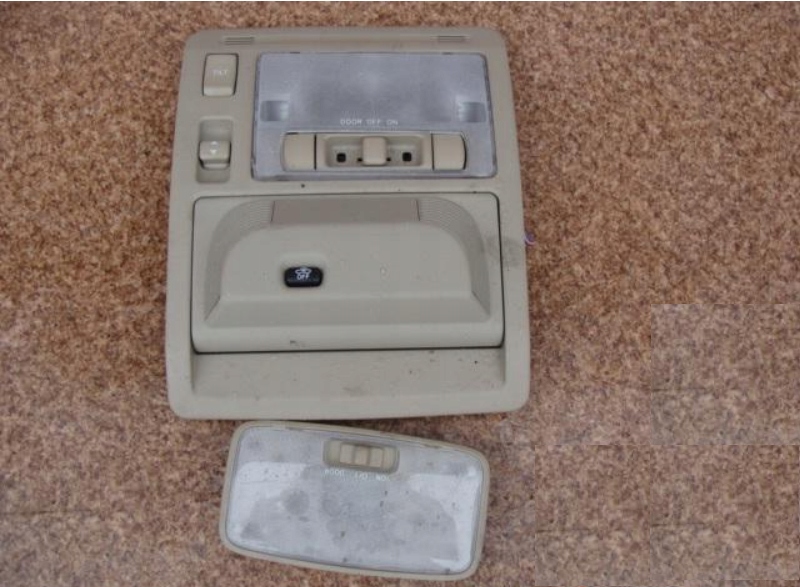 фото №1, Lexus rx 300 05r лампа освітлення кабіни