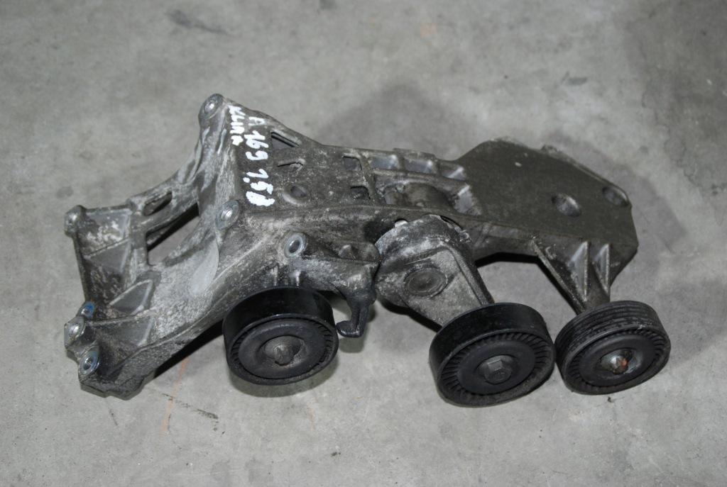 Купити Кронштейн генератора mercedes a-klasa a169 a6402003370