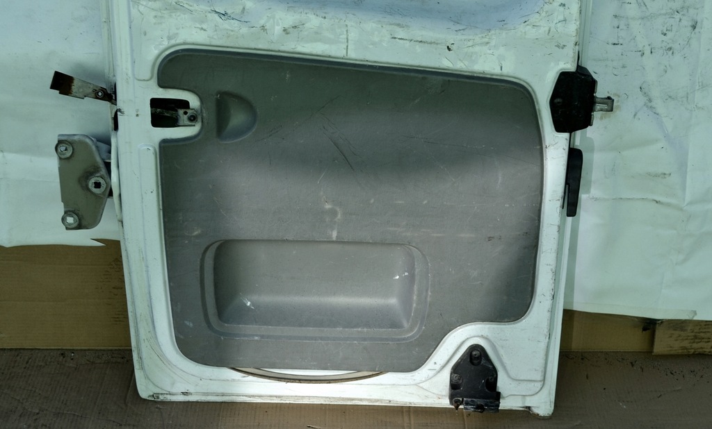 фото №1, Renault trafic ii vivaro ii защита дверь задняя