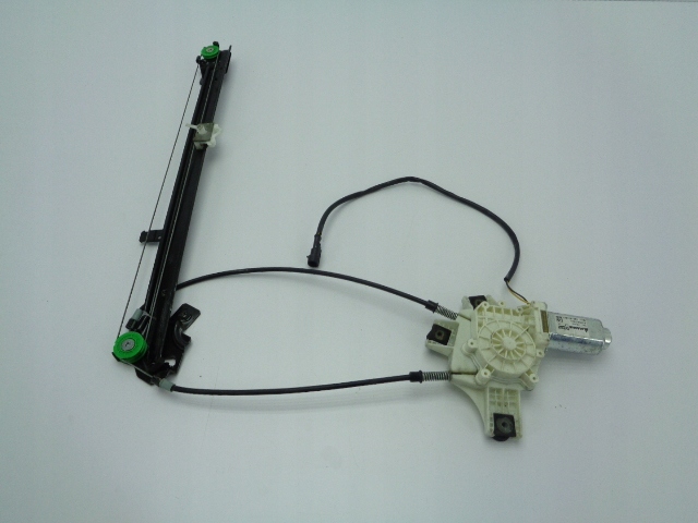 фото №1, Iveco stralis hi-way подъемник стекло правый оригинал 580134907