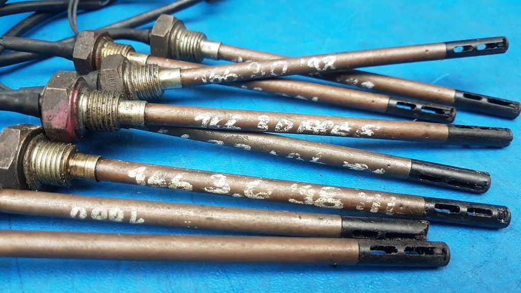 фото №8, Датчик рівня оливи alfa romeo 166 2.5 3.0 v6