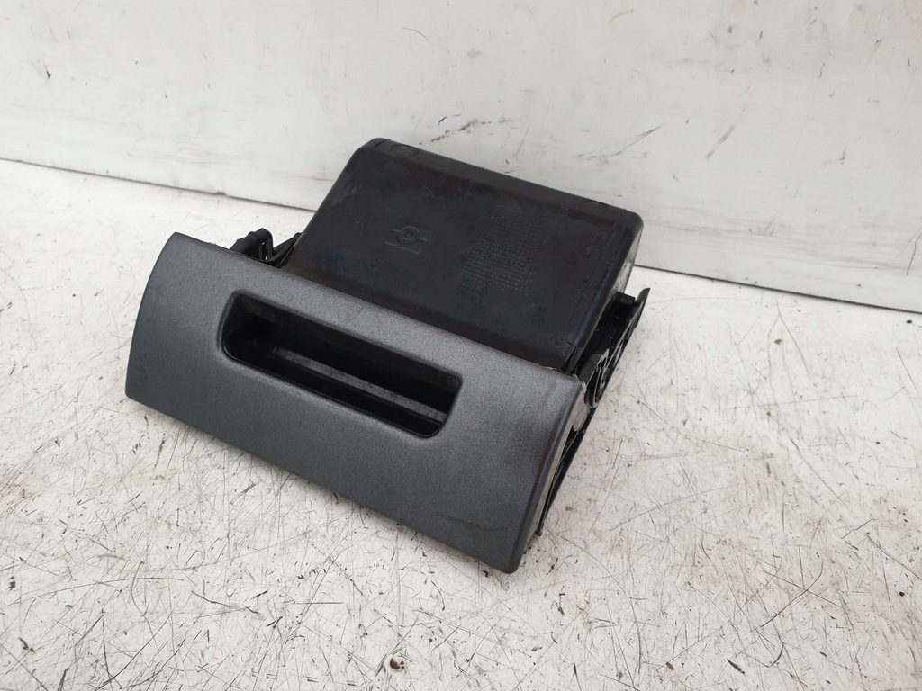 фото №1, Пепельница citroen berlingo 01r eu другое