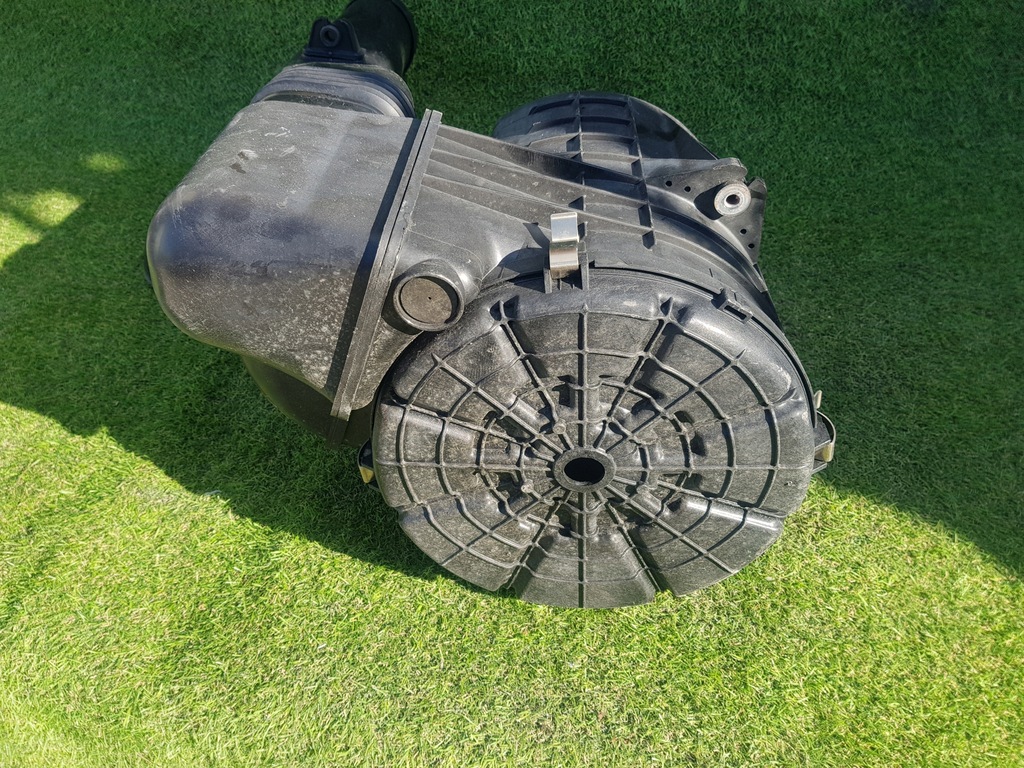 фото №4, Корпус фільтра повітря do nissan nt500