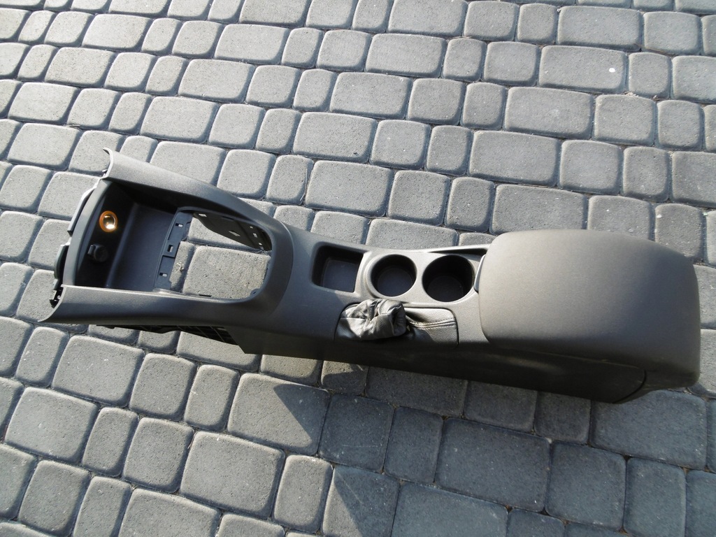 фото №1, Подлокотник консоль citroen c4 ii b7 2010-2017