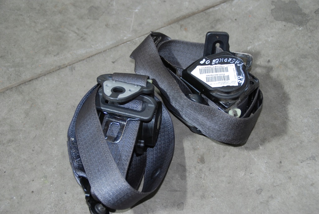 фото №1, Pas безпеки перед jeep grand cherokee wk