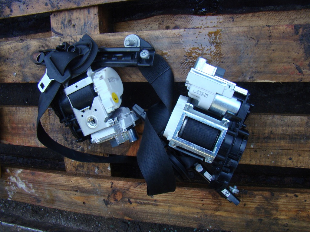 фото №3, Pas безпеки перед mercedes s w221