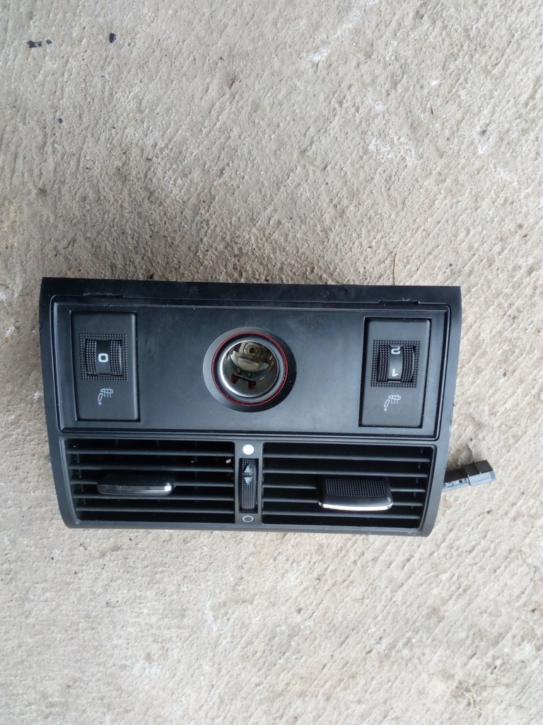 фото №1, Решітка обдув задня audi a8 d2