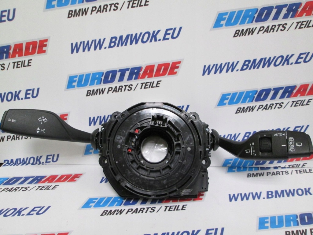 фото №1, Bmw i3 переключатели руля лента разные