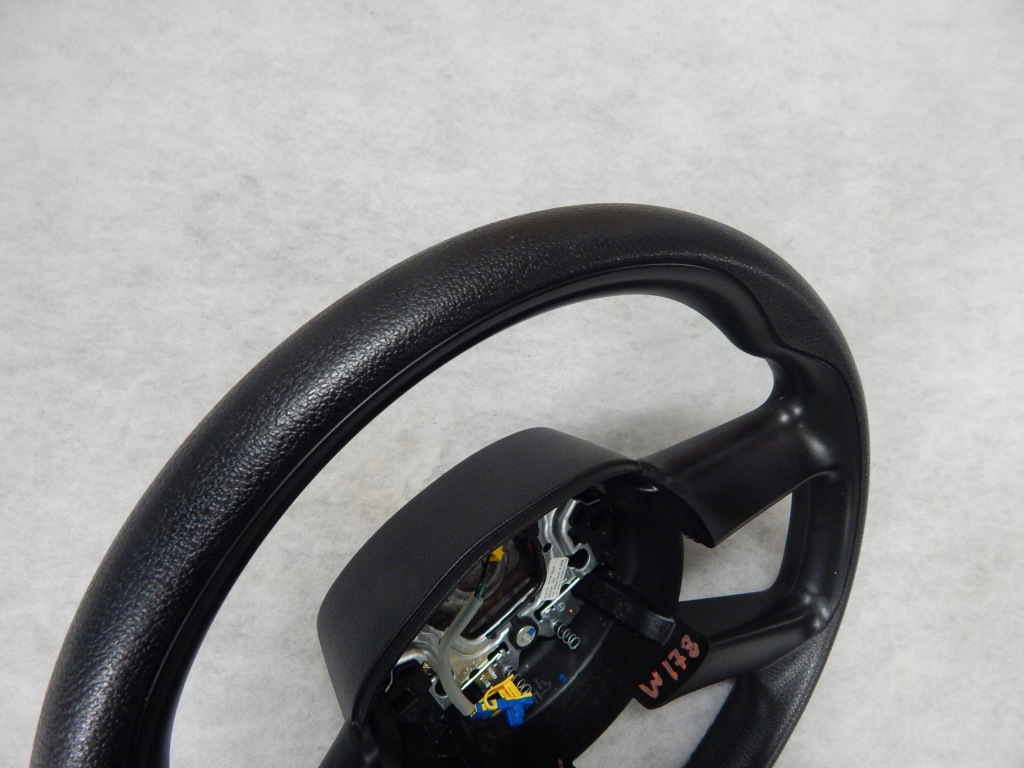 фото №8, Vw polo iv lift touran - повітропровід ładna