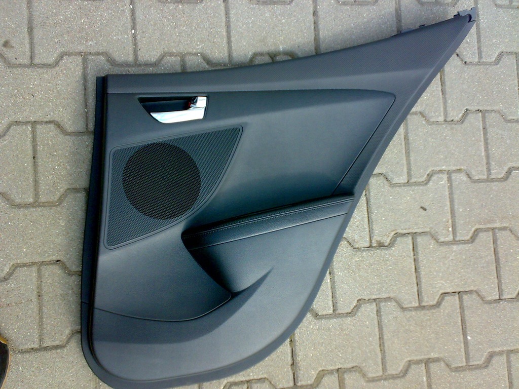 фото №1, Hyundai veloster оббивка двері права задня idealna