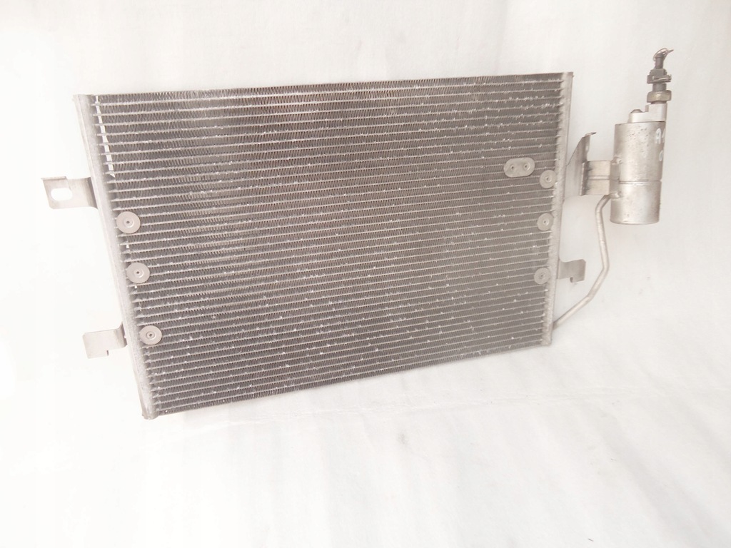 фото №1, Mercedes a-klasa w168 радиатор кондиционера