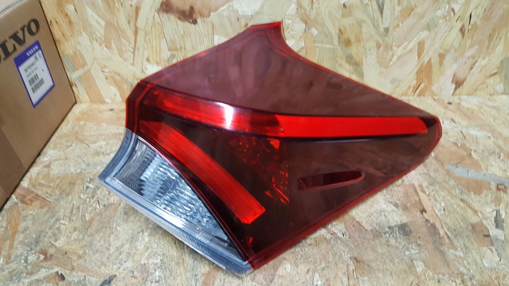 Купить Фара правый  правый задний  задняя toyota auris led 2 2