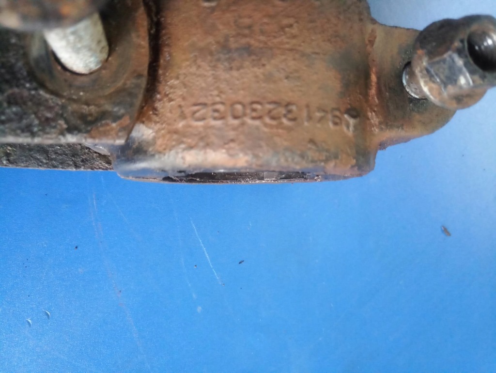 Кронштейн стабілізатора atego 9413230321 в Україні