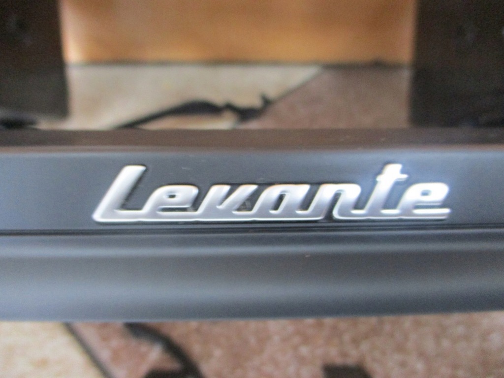 фото №2, Рамка навигации защита корпус maserati levante