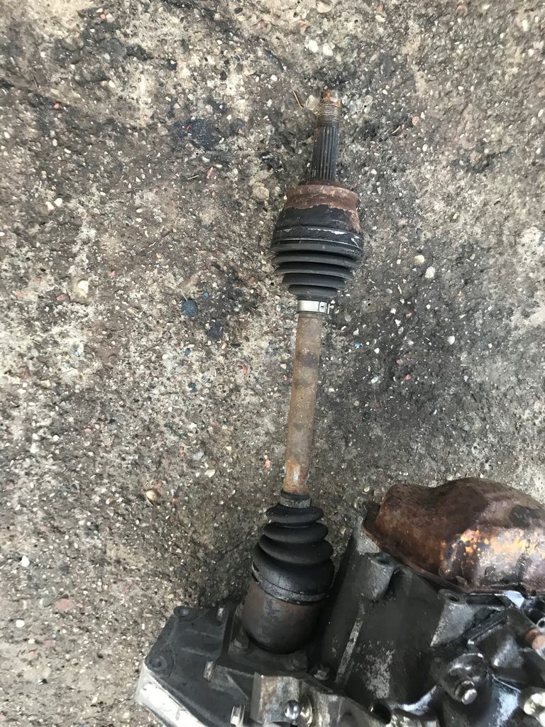 фото №2, Albea strada 1,4 шарнір чашка привідний вал półośka