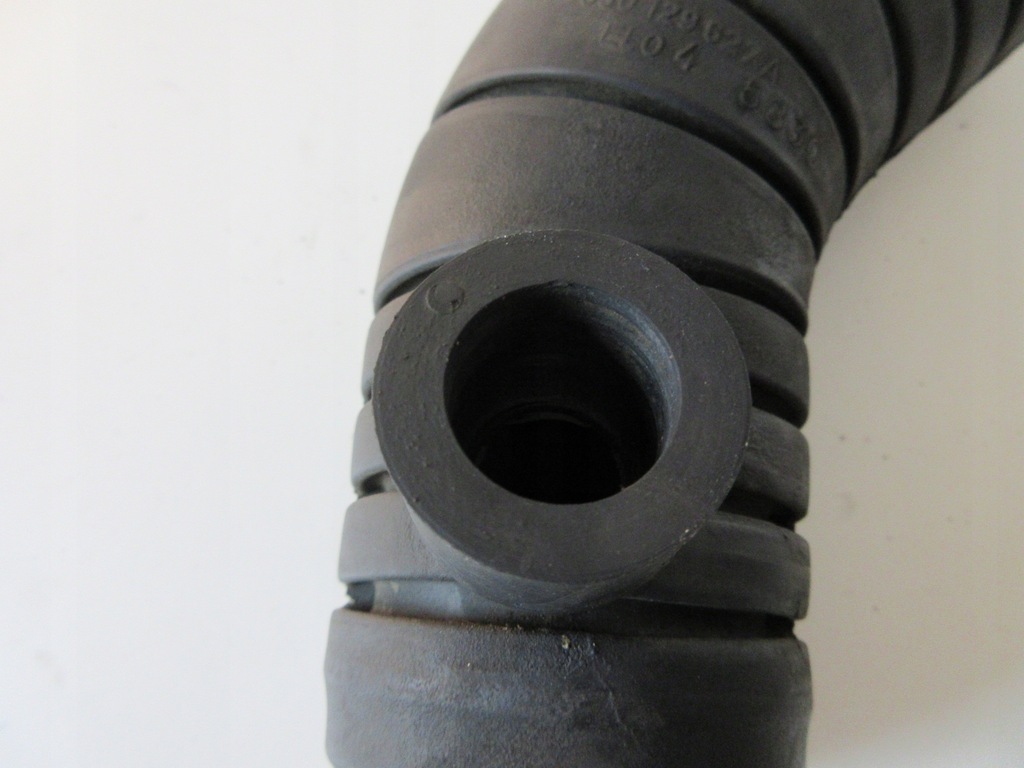 фото №5, Повітрозабірник труба повітря vw audi 030129627a оригінальна