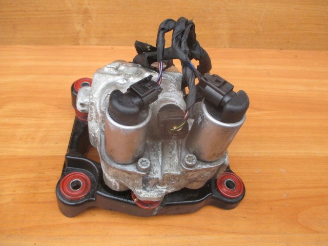 фото №10, Bmw 5 7 f10 f01 f02 f06 f07 блок клапанный 6775258