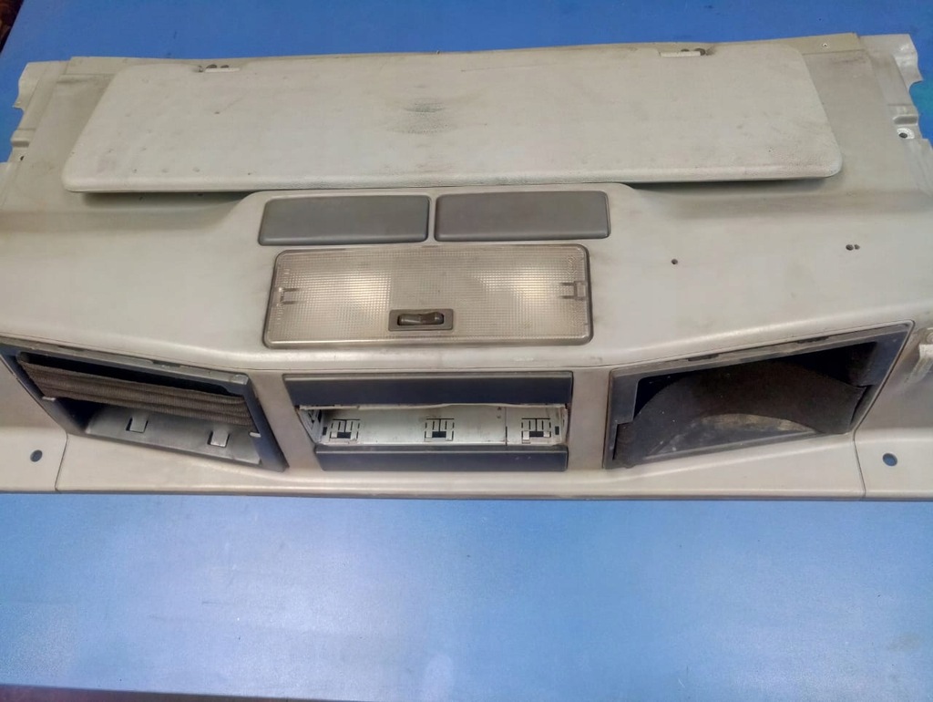 фото №1, Полка верхний радио man l2000,le