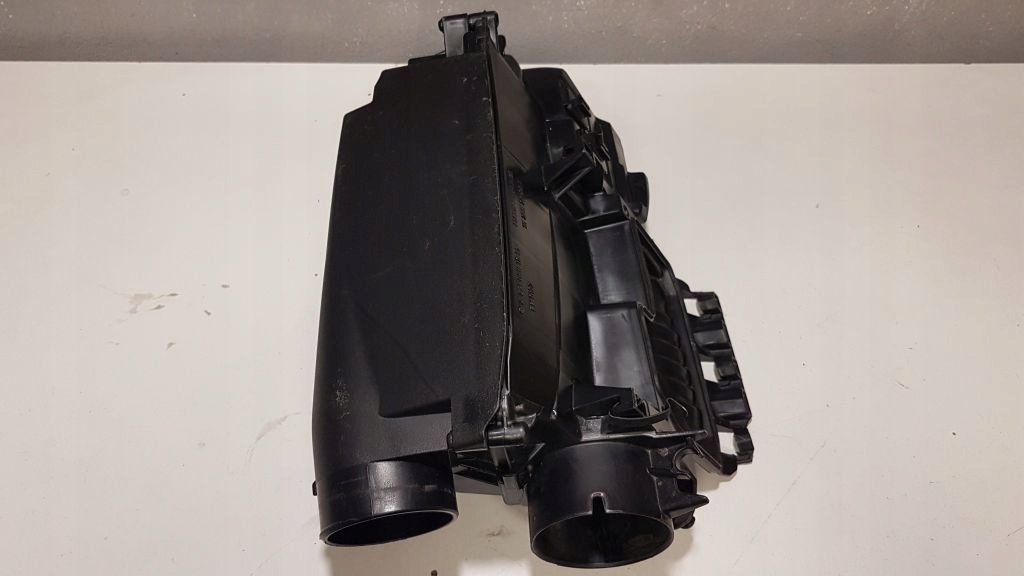 фото №5, Корпус фильтра воздуха mercedes w204 a2710901601