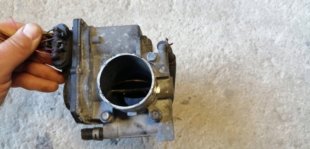 фото №1, Mazda 6 gh ii 2.2 mzr-cd дроссельная заслонка r2aa136b0