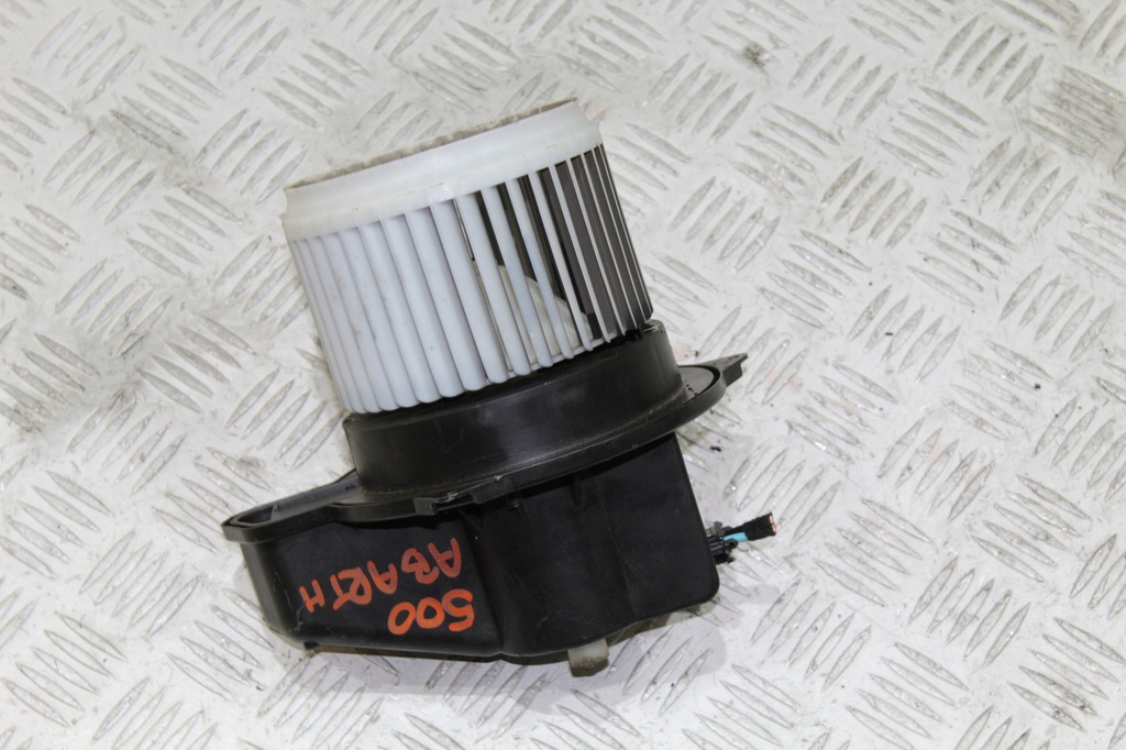 фото №1, Вентилятор воздуходувка отопителя abarth 500 2016