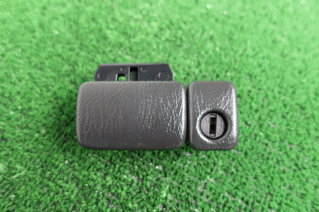 фото №1, Ручка бардачка suzuki jimny idealna lift