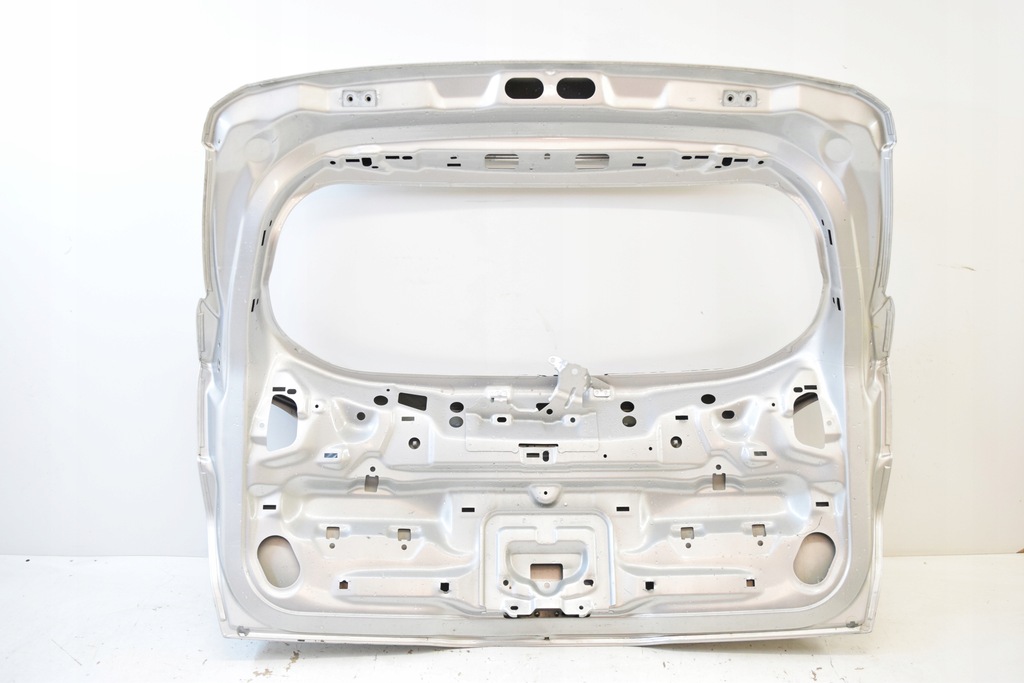 фото №4, Ford focus mk3 kombi крышка багажника багажника задняя