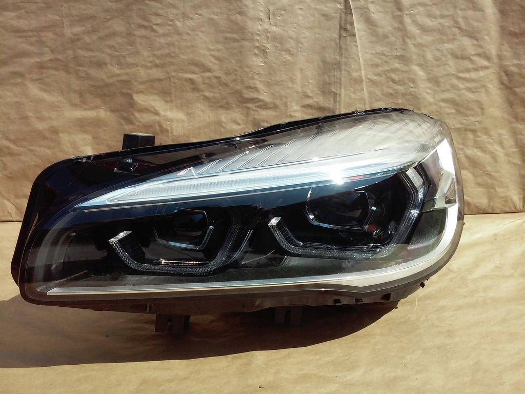 фото №1, Bmw 2 f45 lift левая + jeż лампа лампы