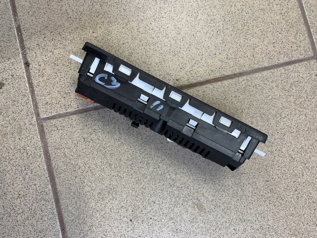 фото №1, Дисплей citroen c3 98073542