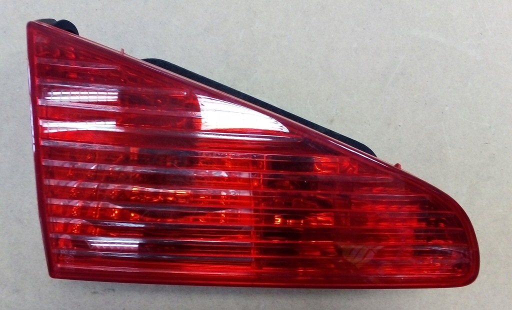 Magneti marelli лампа левый задний  wew. peugeot 607 Цена