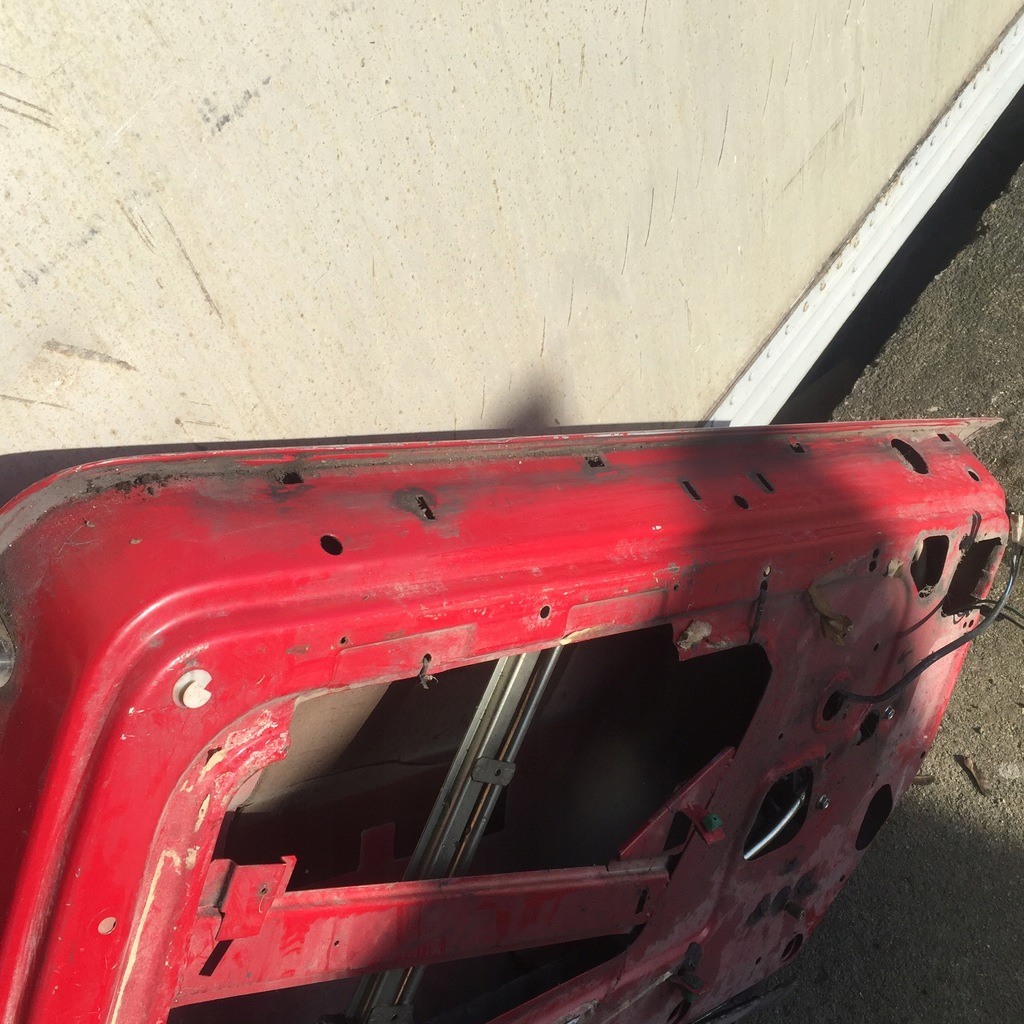 фото №4, Alfa romeo- spider дверь передние правое