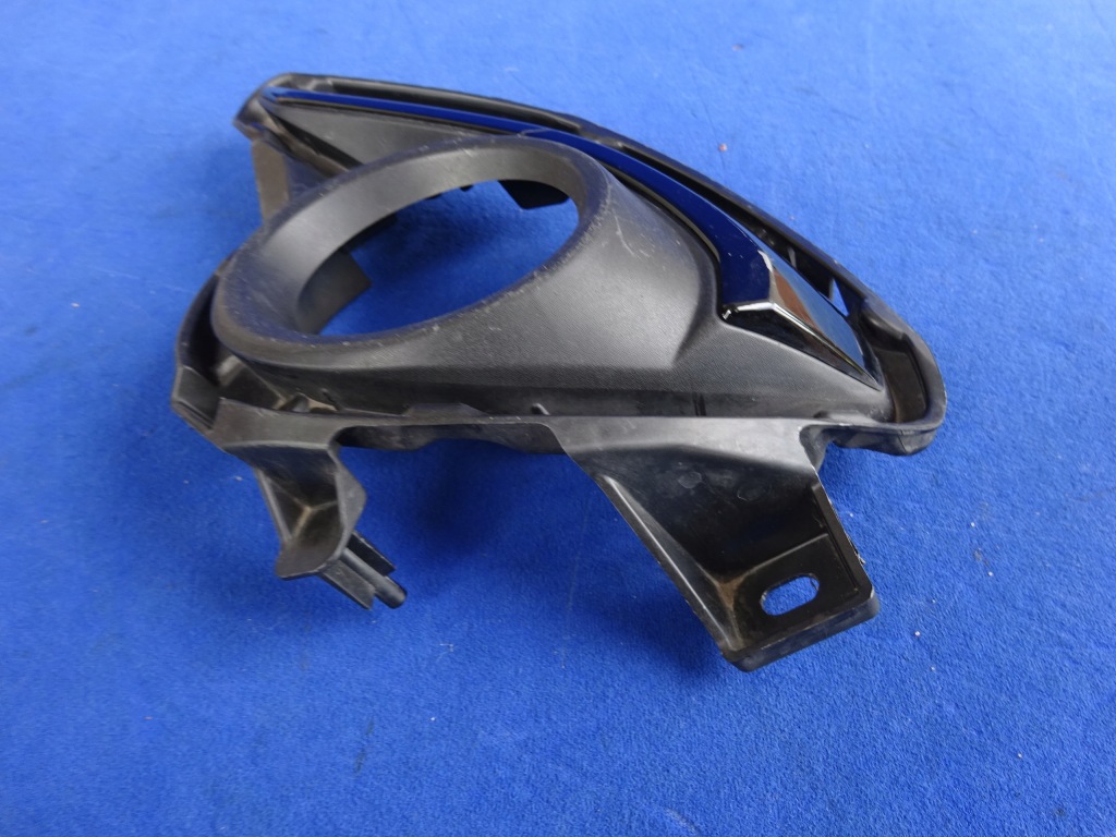 фото №4, Mazda 2 mazda2 2014- 14- рамка решітка ліва