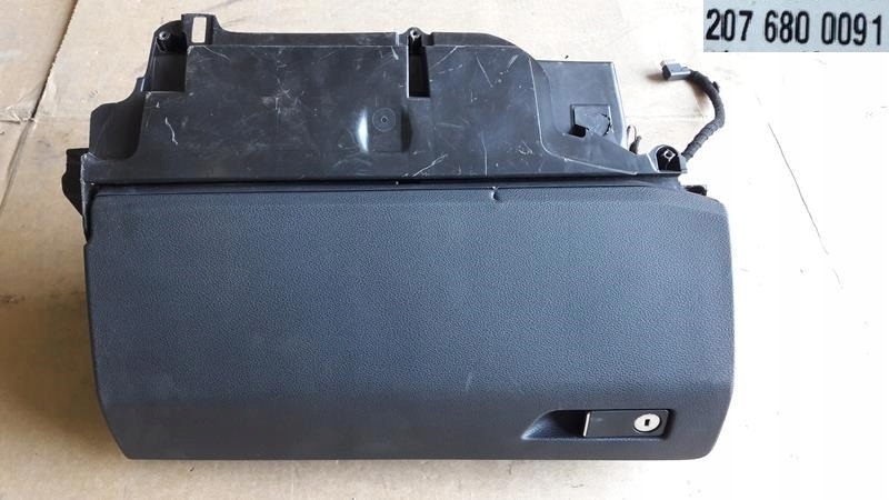 фото №1, Бардачок пасажира mercedes e 207 w207 2076800091
