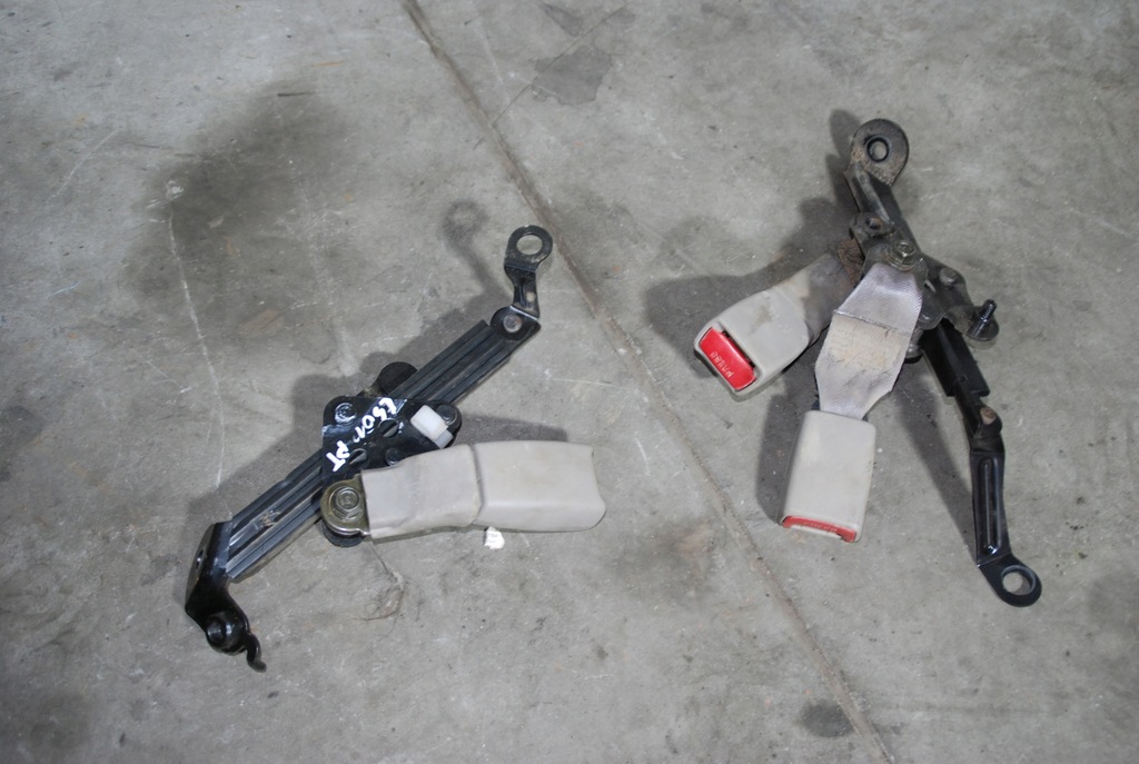 фото №2, Lexus ls430 03r клипса поперечина безопасности задняя