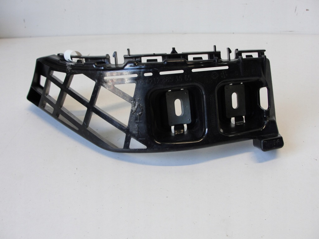 фото №1, Напрямна бампера лівий задня mercedes w212 a2128853565