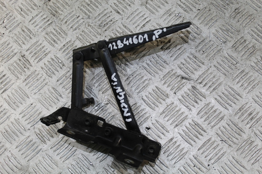 фото №1, Петля капот правий opel insignia 12841601