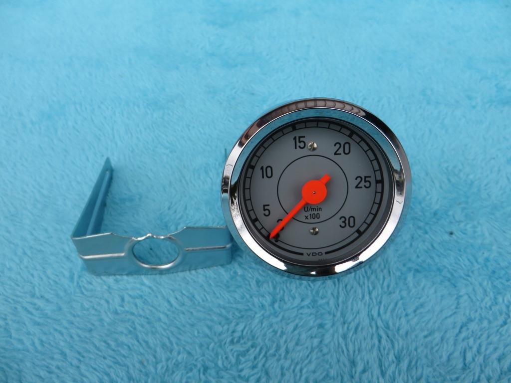 фото №1, Mercedes oldtimer zabytkowy obrotomierz