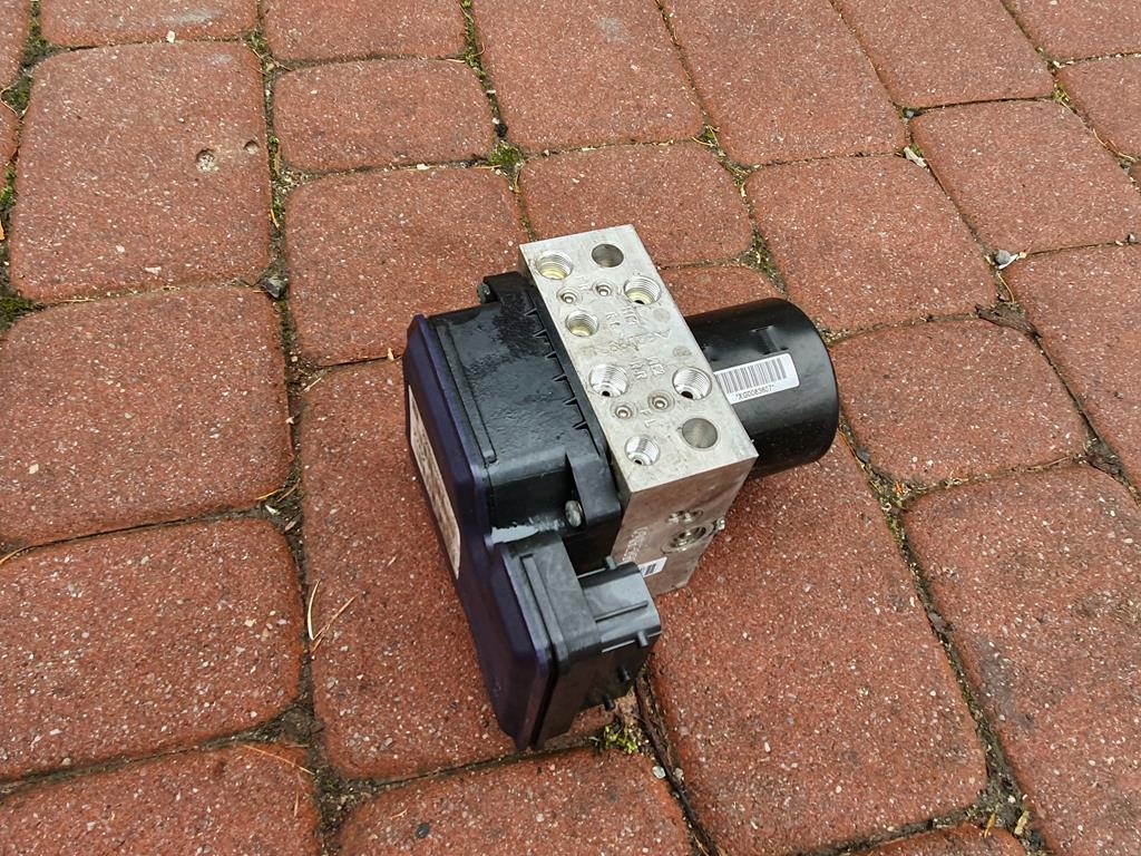 фото №1, Насос тормозная abs opel insignia 22838815